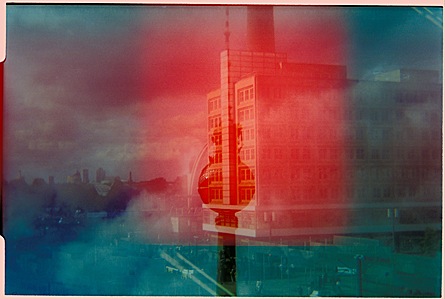 2009-09-26-1218-holga.jpg