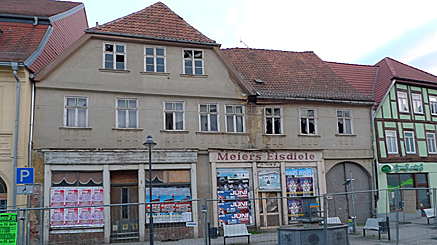 2011-04-25-2002b.jpg